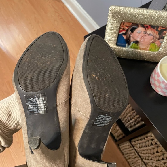 Booties - Picture 4 of 8